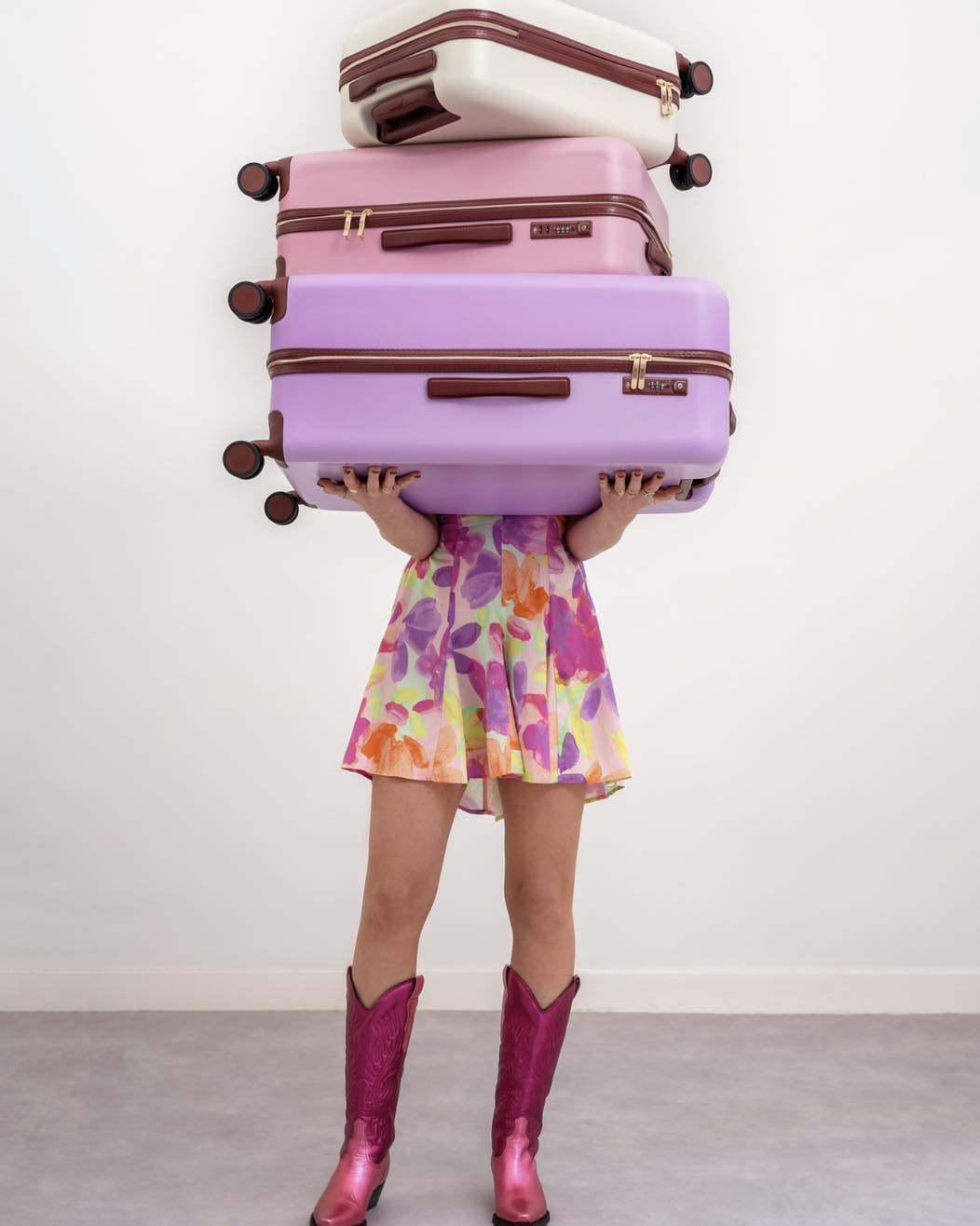 Sale suitcases